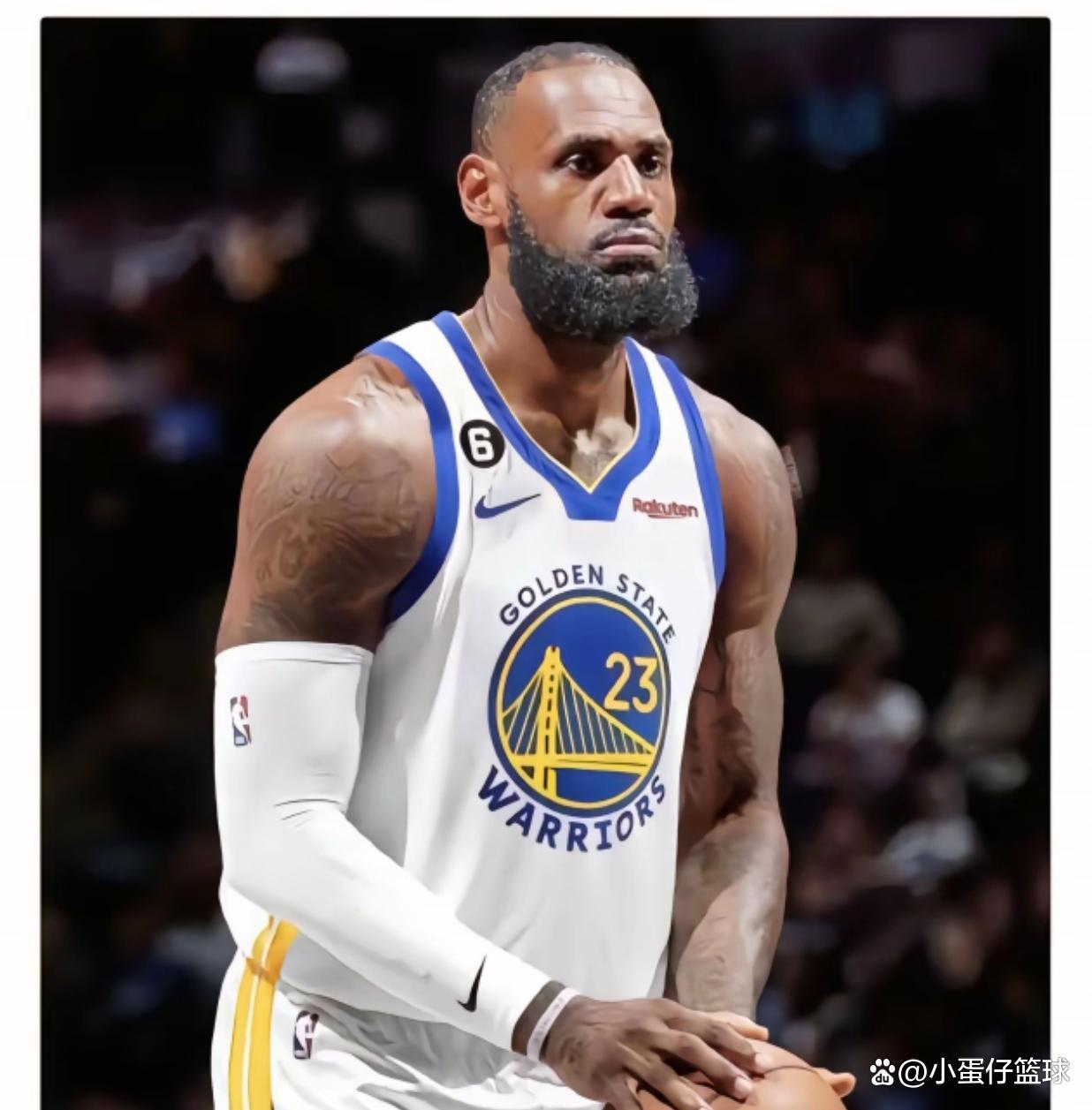 包含金州勇士今晚调整名单，志在NBA季后赛名次提升，气氛紧张，年轻球员得到机会的词条