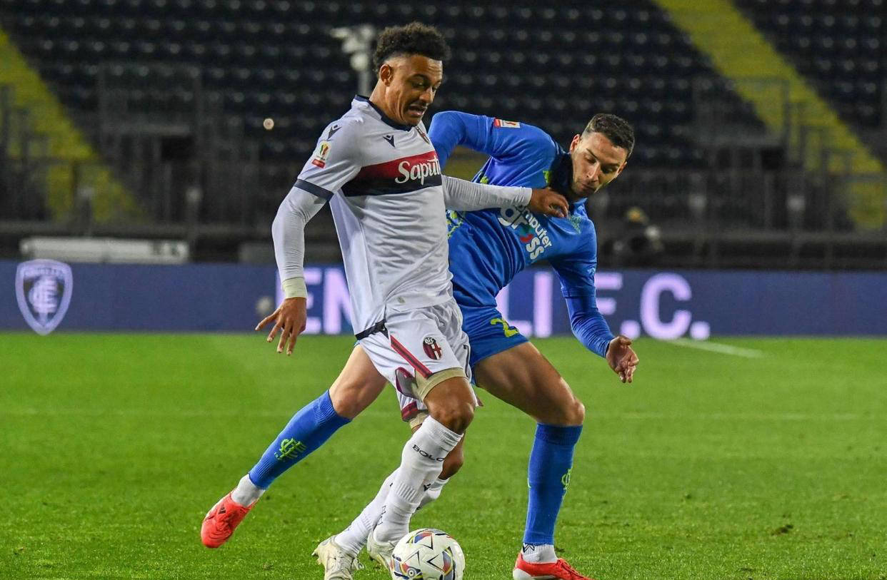 包含关键时刻意大利杯焦点战；马赛伤情更新；引发热议；球探报告显示潜力的词条