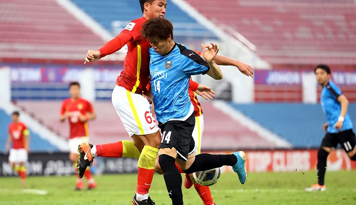 冲刺阶段深圳男篮备战亚冠；遗憾出局细节曝光；球迷炸锅；心理建设被强调的简单介绍