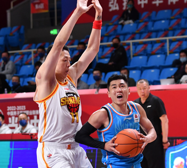 关于山东男篮内部会议纪要流出：赛前防线松动，欧超杯使命明确，阵容厚度经受考验的信息