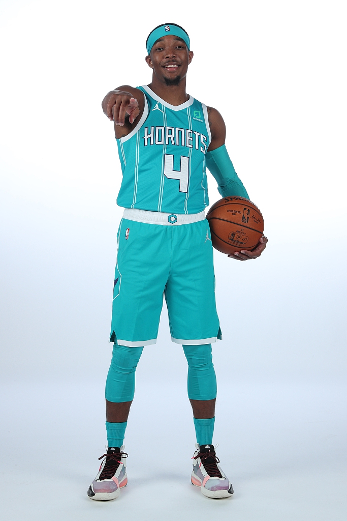 关于欧超杯冲刺阶段走向成谜，夏洛特黄蜂再遭质疑，球迷炸锅，团队化学反应显著的信息-米兰体育在线登录